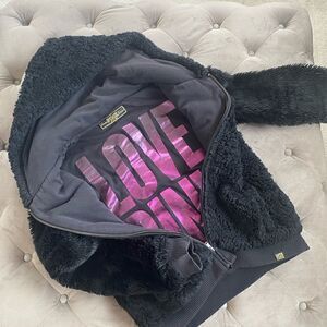 Victoria’s Secret Black Faux Fur Fashion Show Limited Edition Jacket M